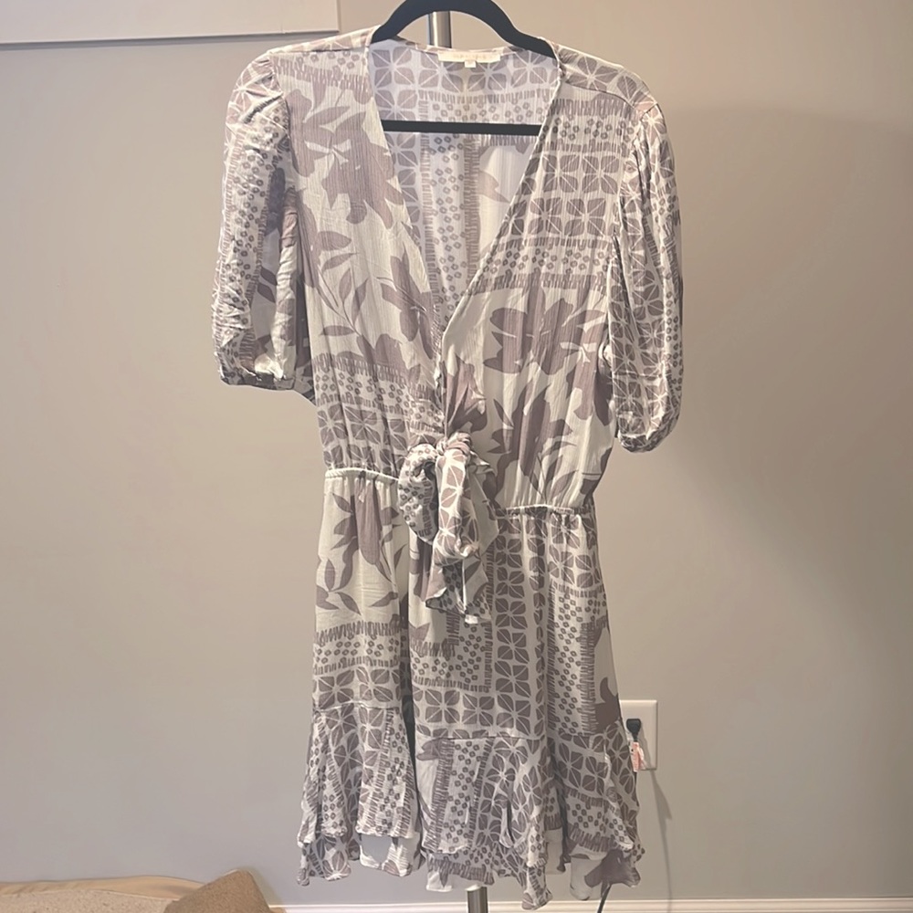 Summer dress with front bow